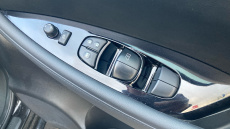 Nissan LEAF 110kW N-Connecta 39kWh 5dr Auto Electric Hatchback